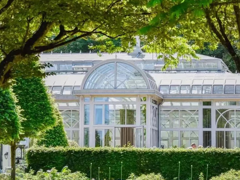 Victorian greenhouse for wedding, Victorian greenhouse, tempered glass panels